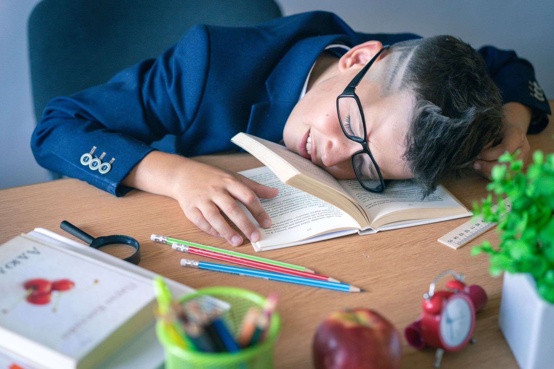 Photo by Atlantic Ambience on Pexels — back to school sleep schedule